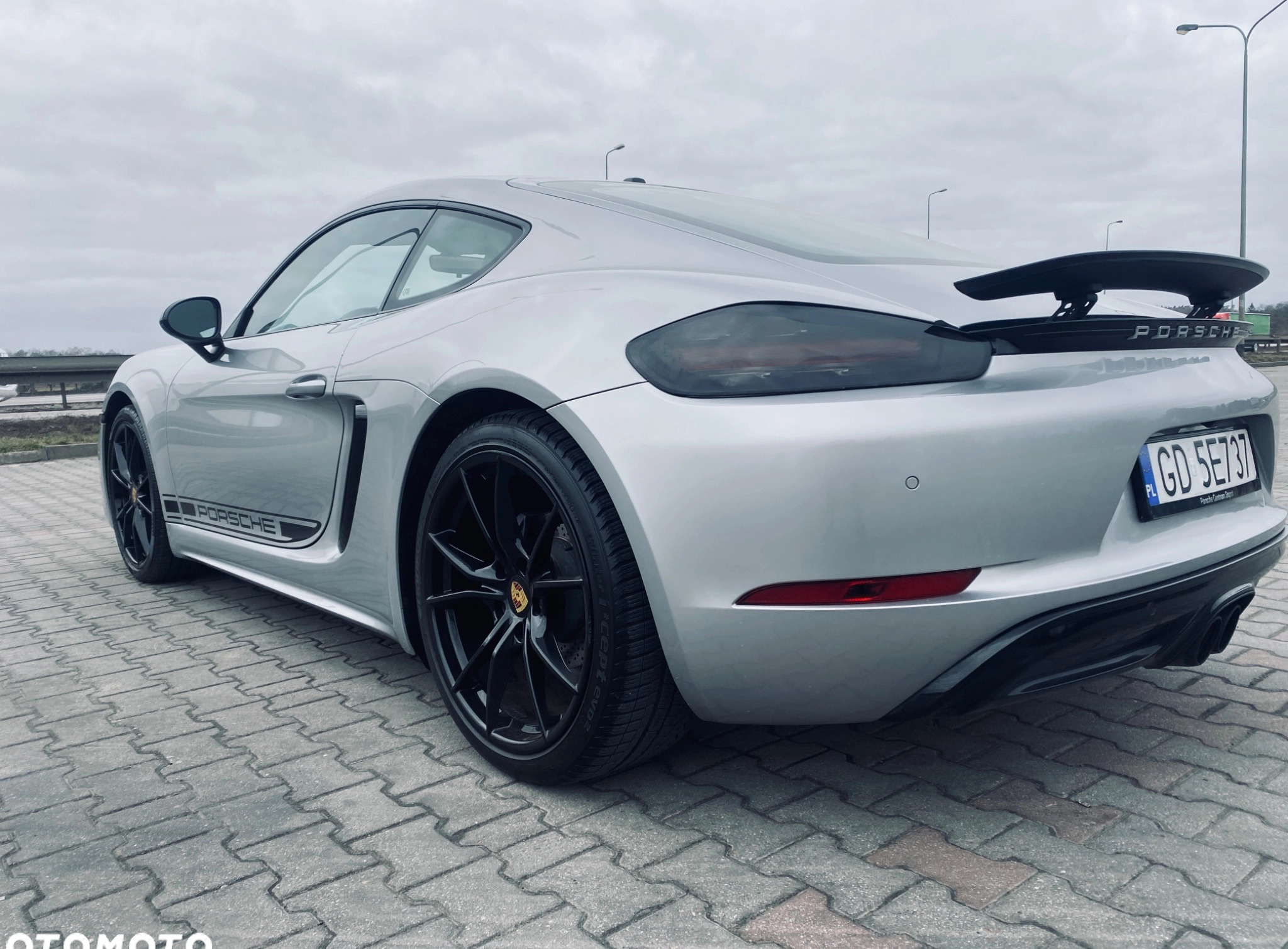 Porsche 718 Cayman cena 210000 przebieg: 48500, rok produkcji 2018 z Gdynia małe 596